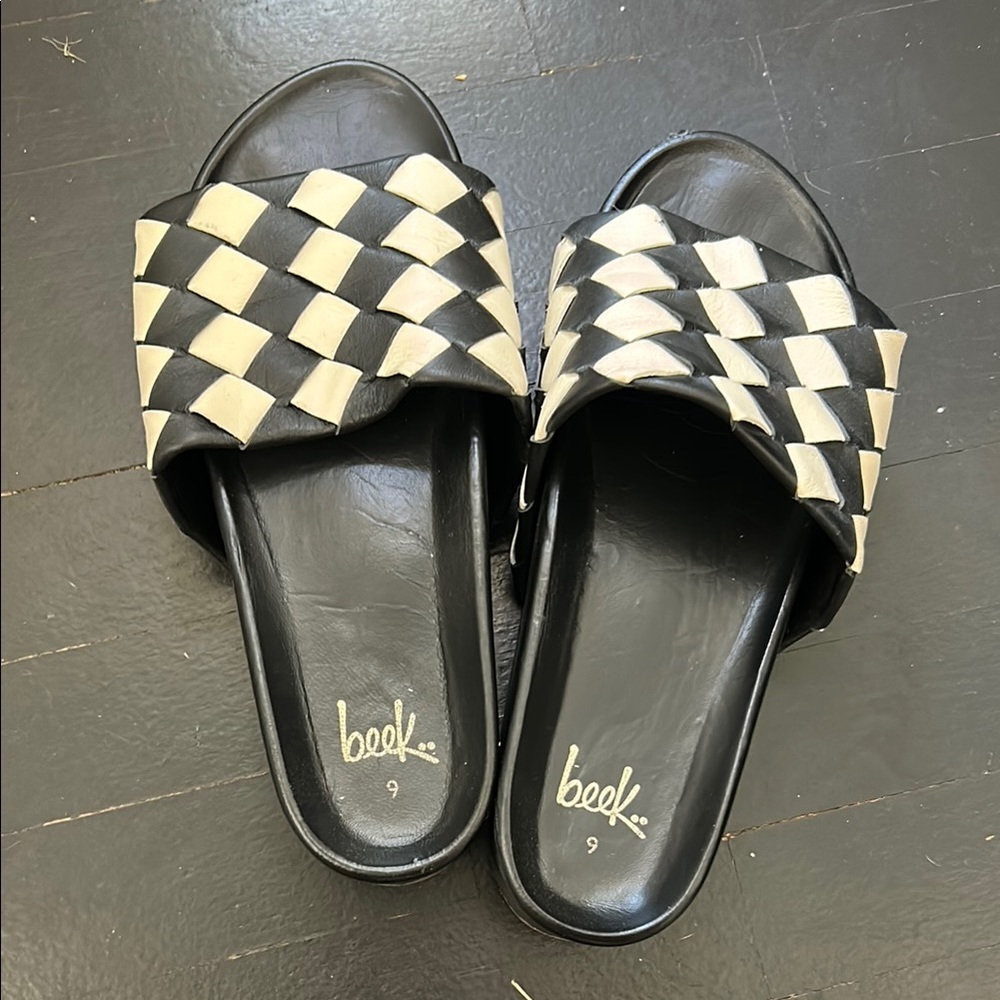 Beek Black and Cream Woven Platform Slide Sandals - Picture 2 of 6